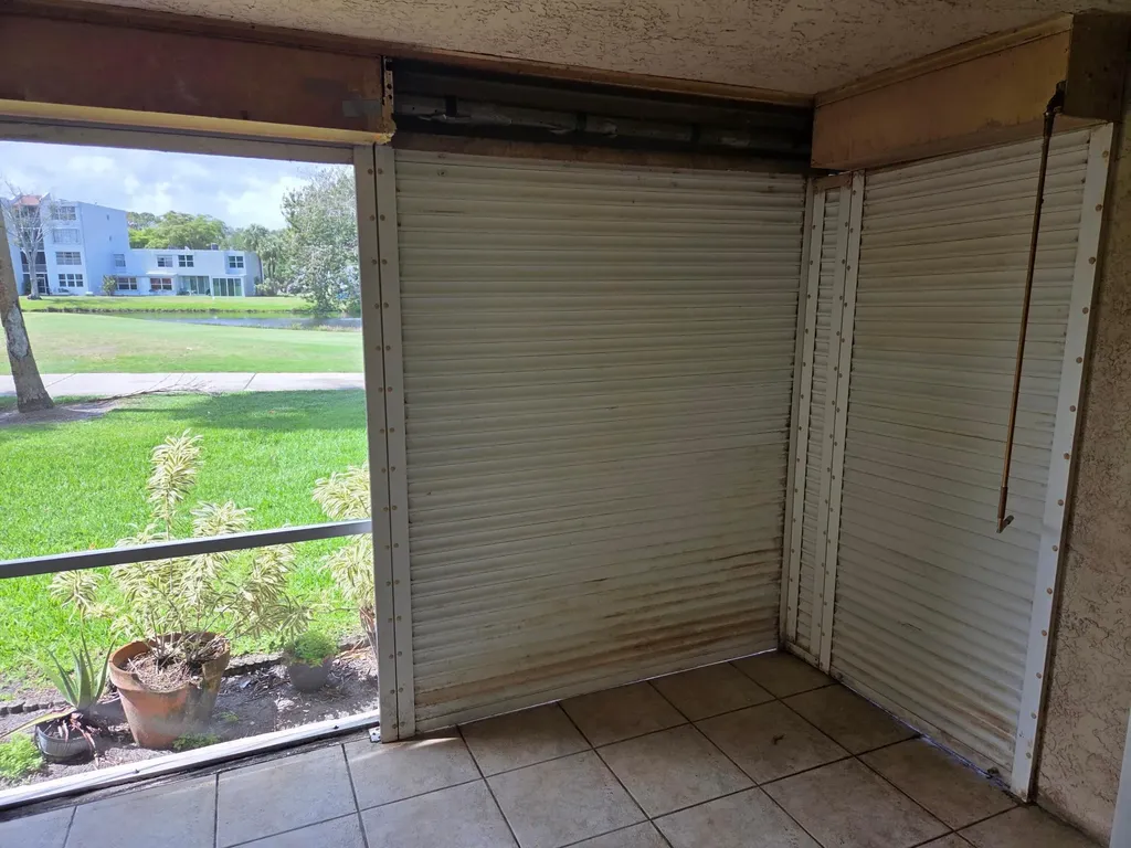 1831 Sabal Palm Drive Davie FL 33324