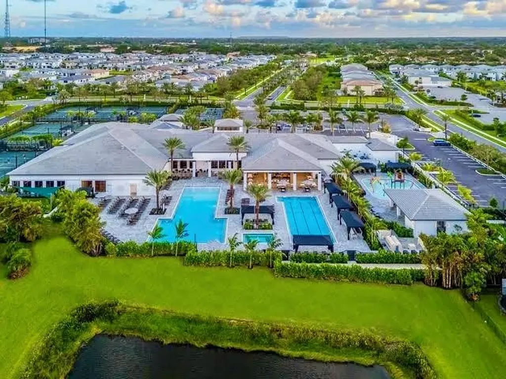 8573 Crystal Downs Avenue Boca Raton FL 33434