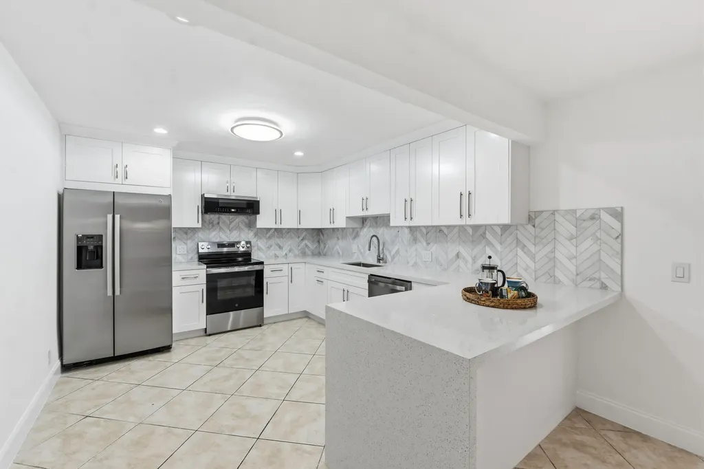 3379 NW 63rd Street Fort Lauderdale FL 33309