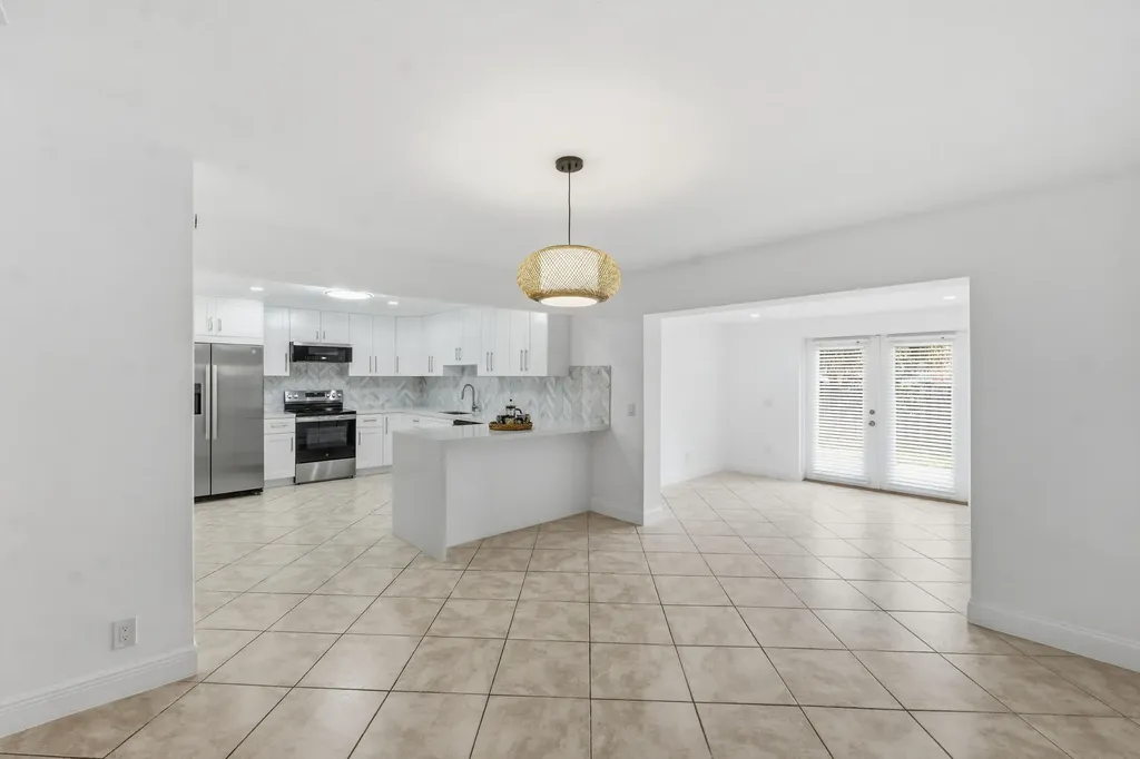 3379 NW 63rd Street Fort Lauderdale FL 33309