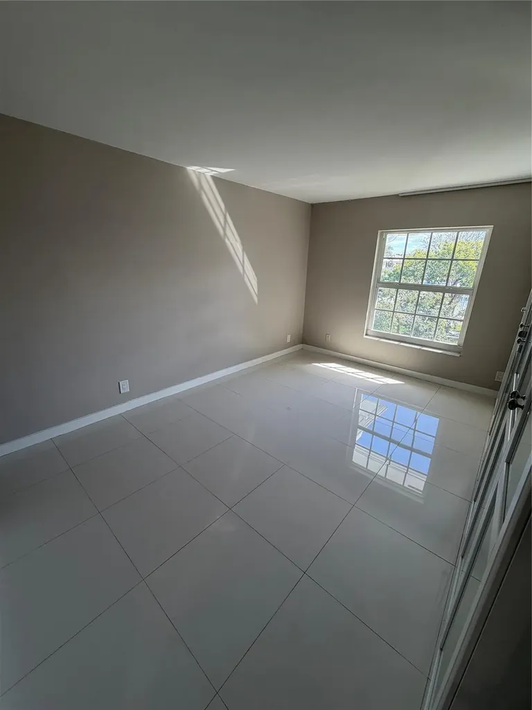 2161 NE 68th Street Fort Lauderdale FL 33308