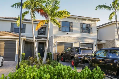 148 SE 5th Court Deerfield Beach FL 33441