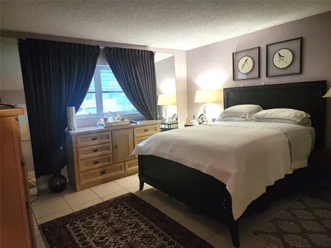 804 SE 7th Street Deerfield Beach FL 33441