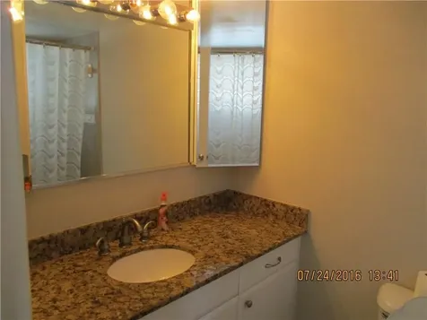 804 SE 7th Street Deerfield Beach FL 33441