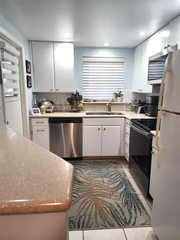 804 SE 7th Street Deerfield Beach FL 33441