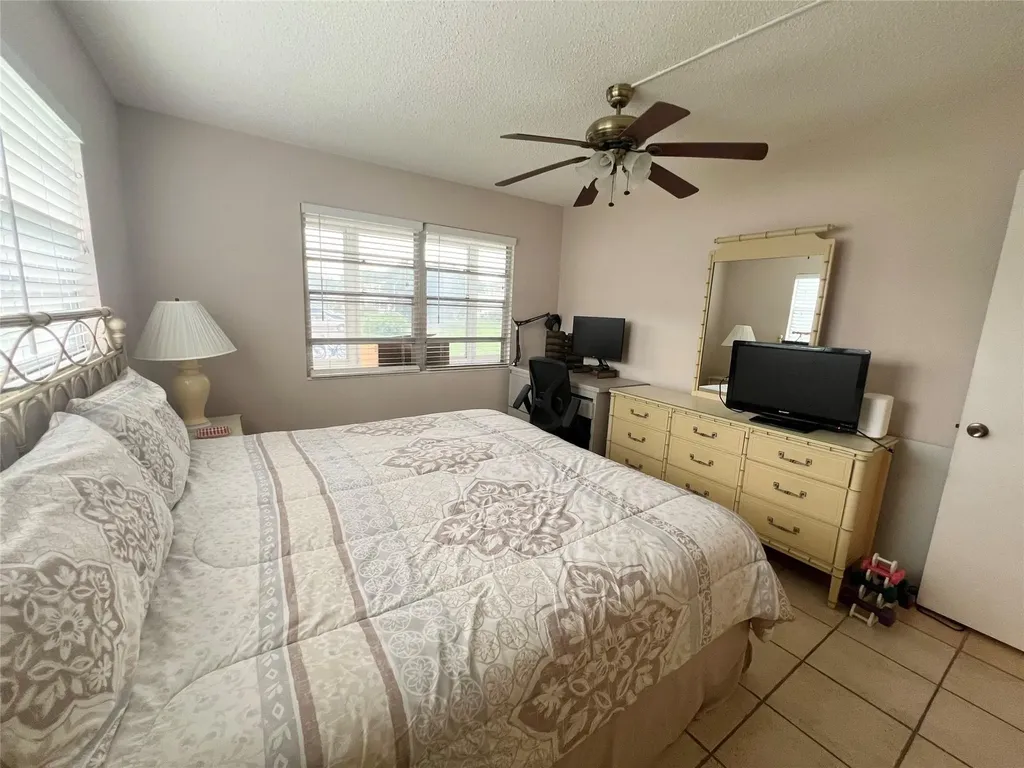 244 Farnham K Deerfield Beach FL 33442
