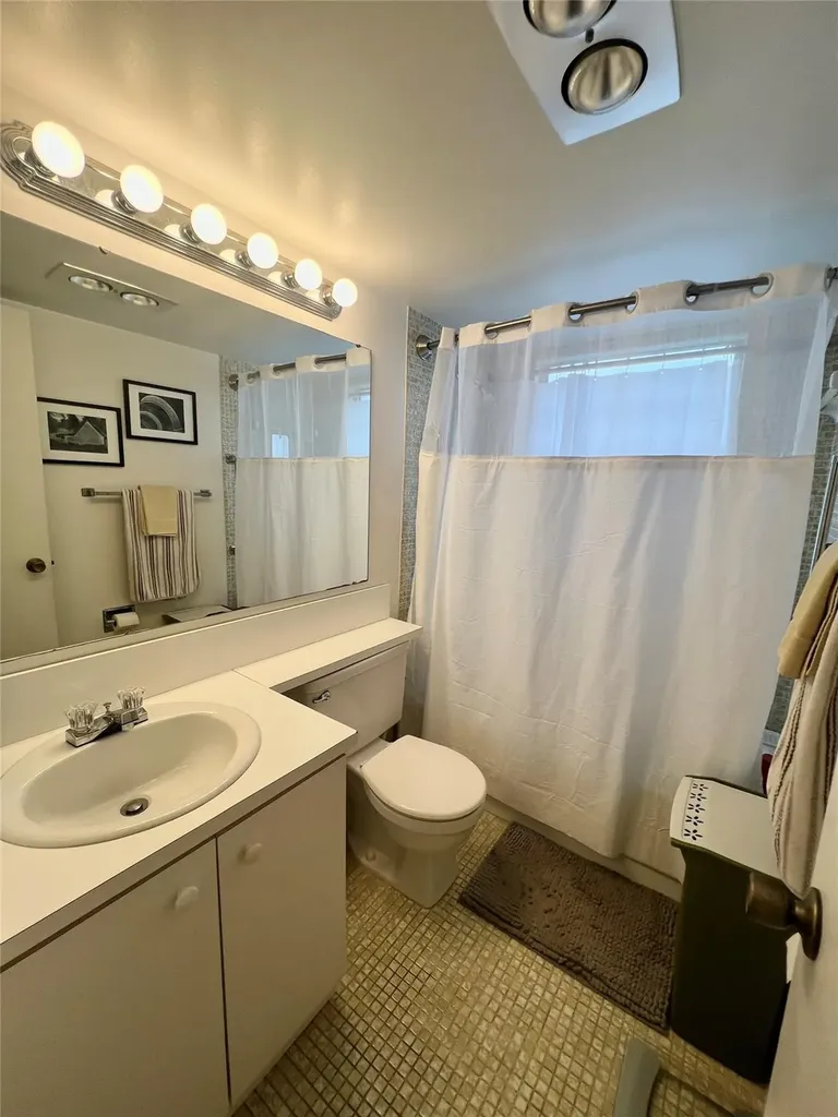 244 Farnham K Deerfield Beach FL 33442