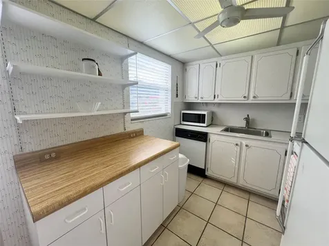 244 Farnham K Deerfield Beach FL 33442