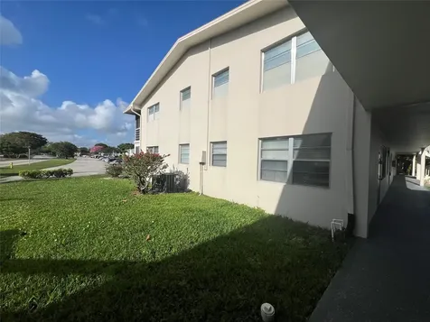 244 Farnham K Deerfield Beach FL 33442