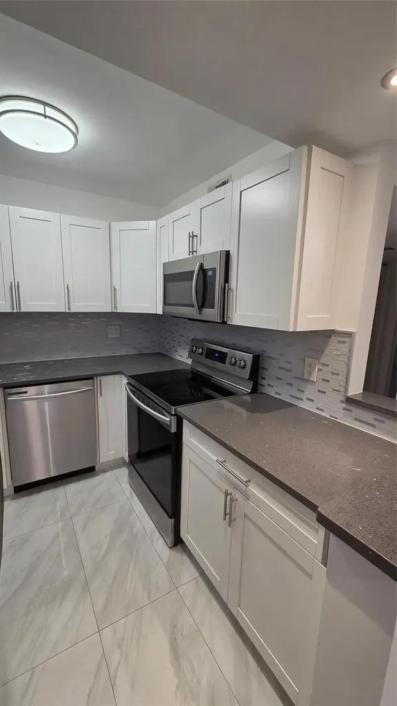 5375 SW 40th Avenue Fort Lauderdale FL 33314