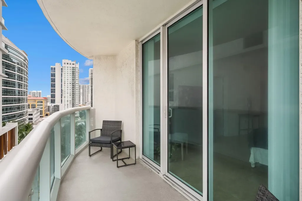 347 N New River Drive Fort Lauderdale FL 33301