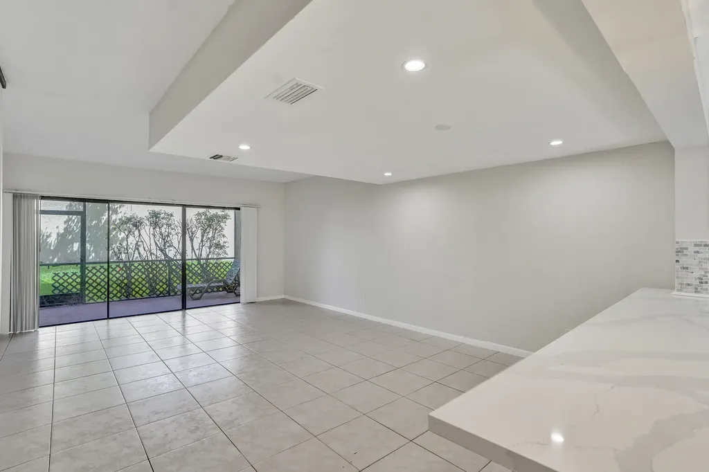4732 NW 90th Avenue Sunrise FL 33351