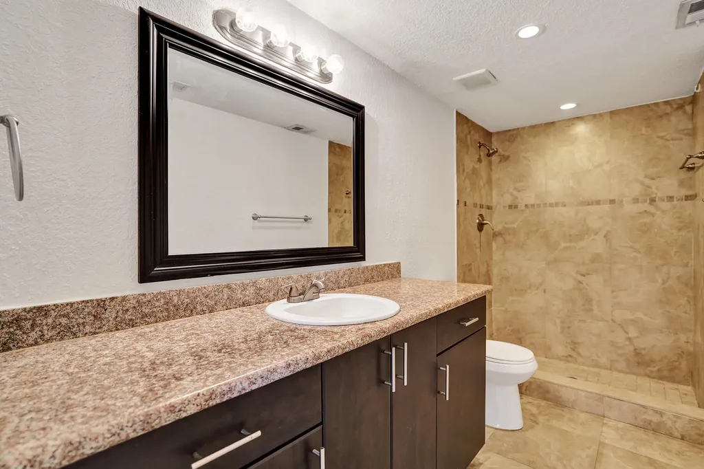 4732 NW 90th Avenue Sunrise FL 33351