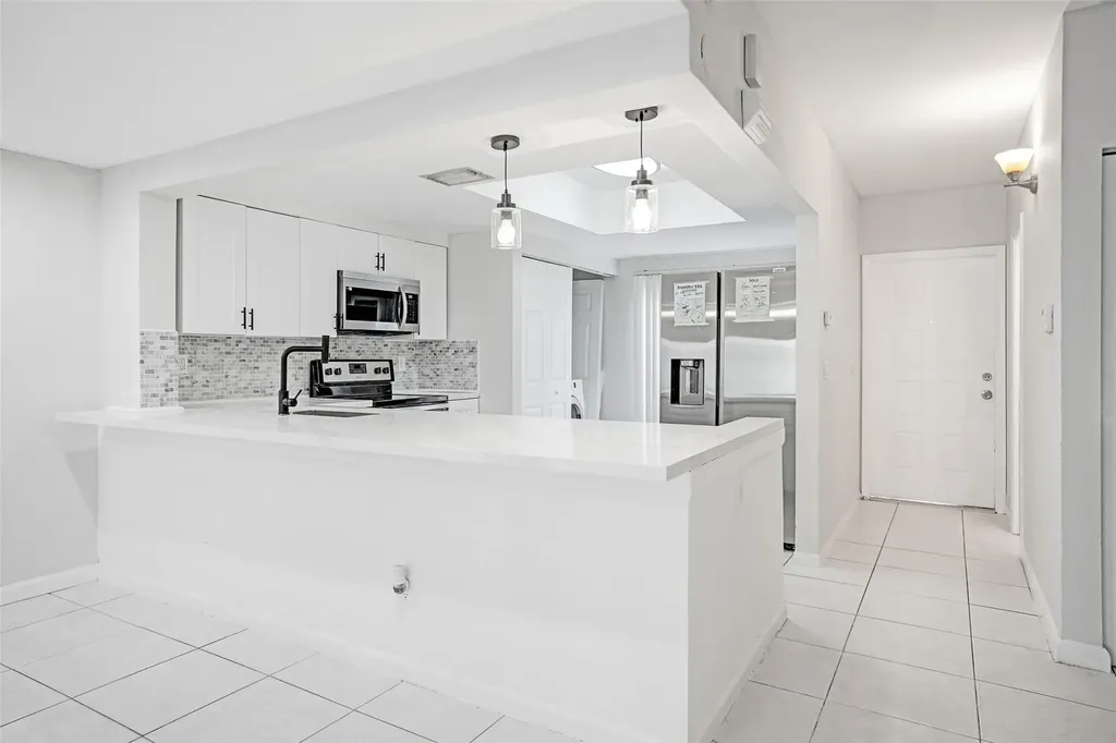 4732 NW 90th Avenue Sunrise FL 33351