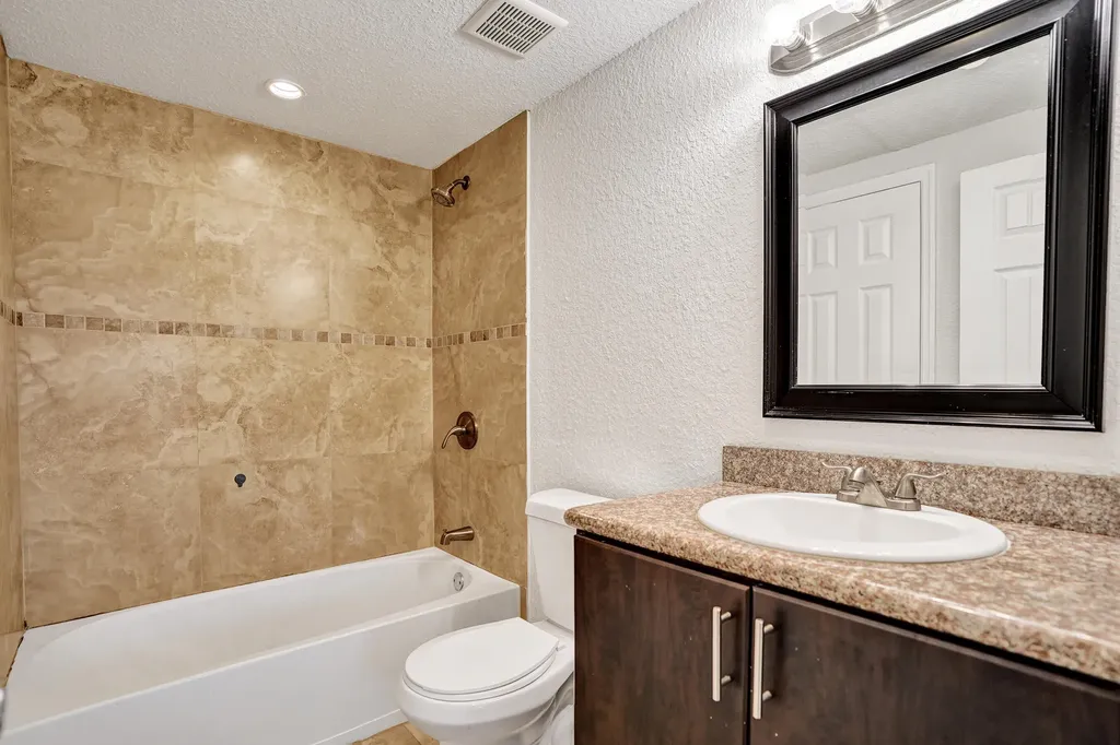 4732 NW 90th Avenue Sunrise FL 33351