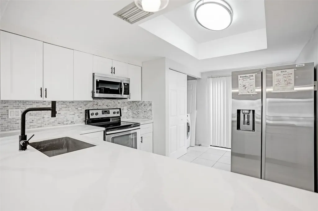 4732 NW 90th Avenue Sunrise FL 33351
