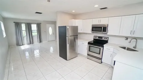 5908 NW 81st Avenue Tamarac FL 33321