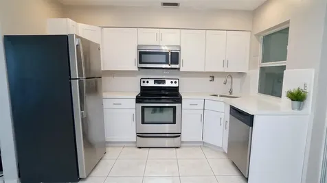 5908 NW 81st Avenue Tamarac FL 33321