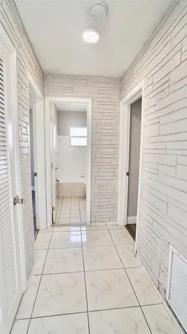 5908 NW 81st Avenue Tamarac FL 33321