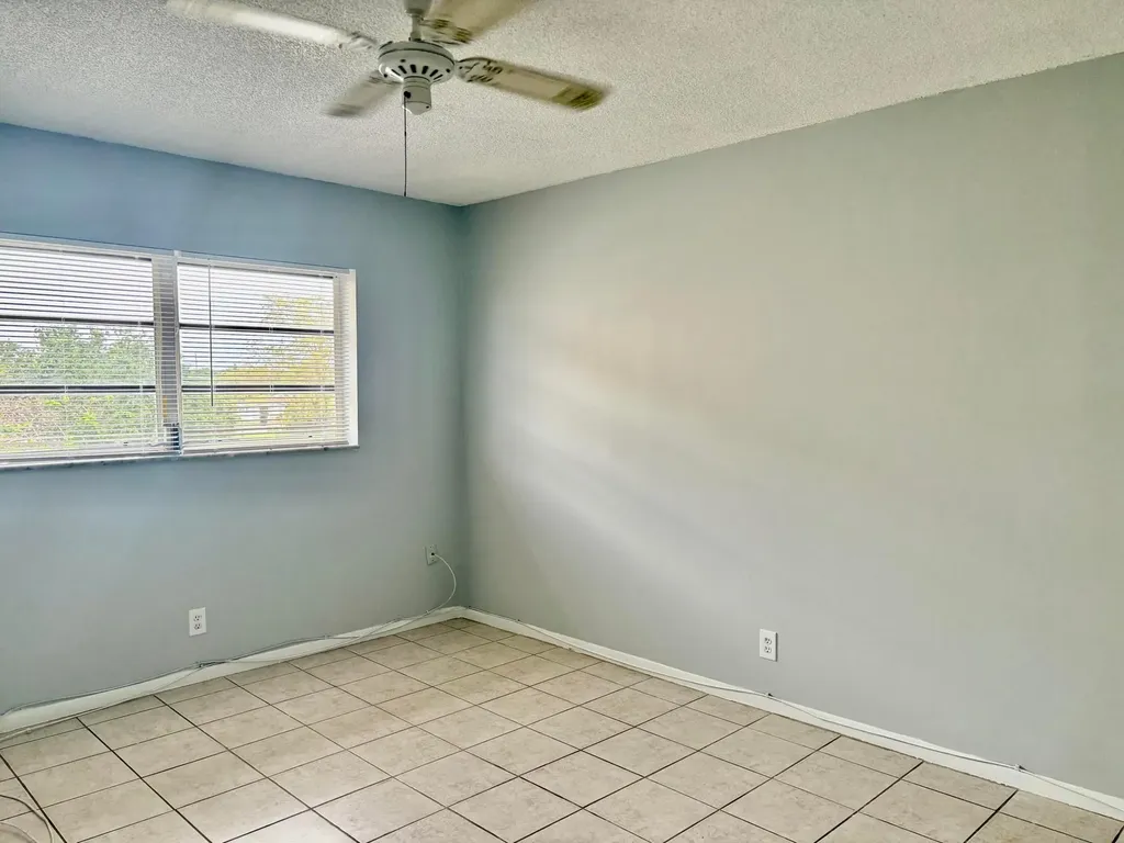 5300 Washington Street Hollywood FL 33021