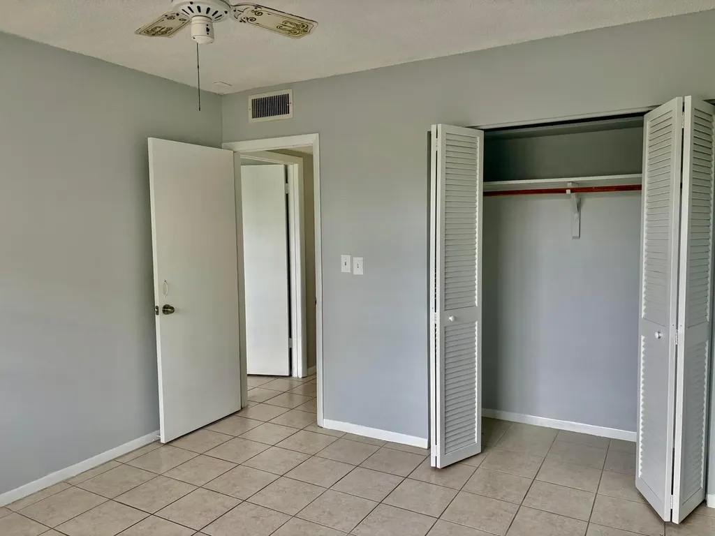 5300 Washington Street Hollywood FL 33021