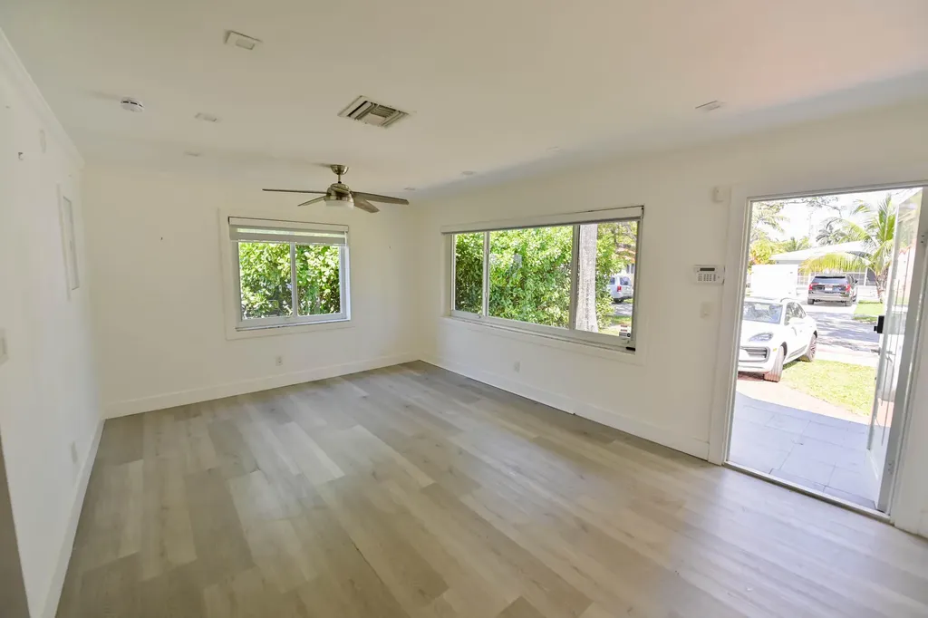 1532 Fletcher Street Hollywood FL 33020