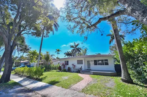 1532 Fletcher Street Hollywood FL 33020