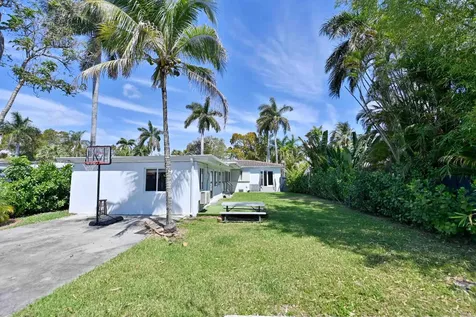1532 Fletcher Street Hollywood FL 33020
