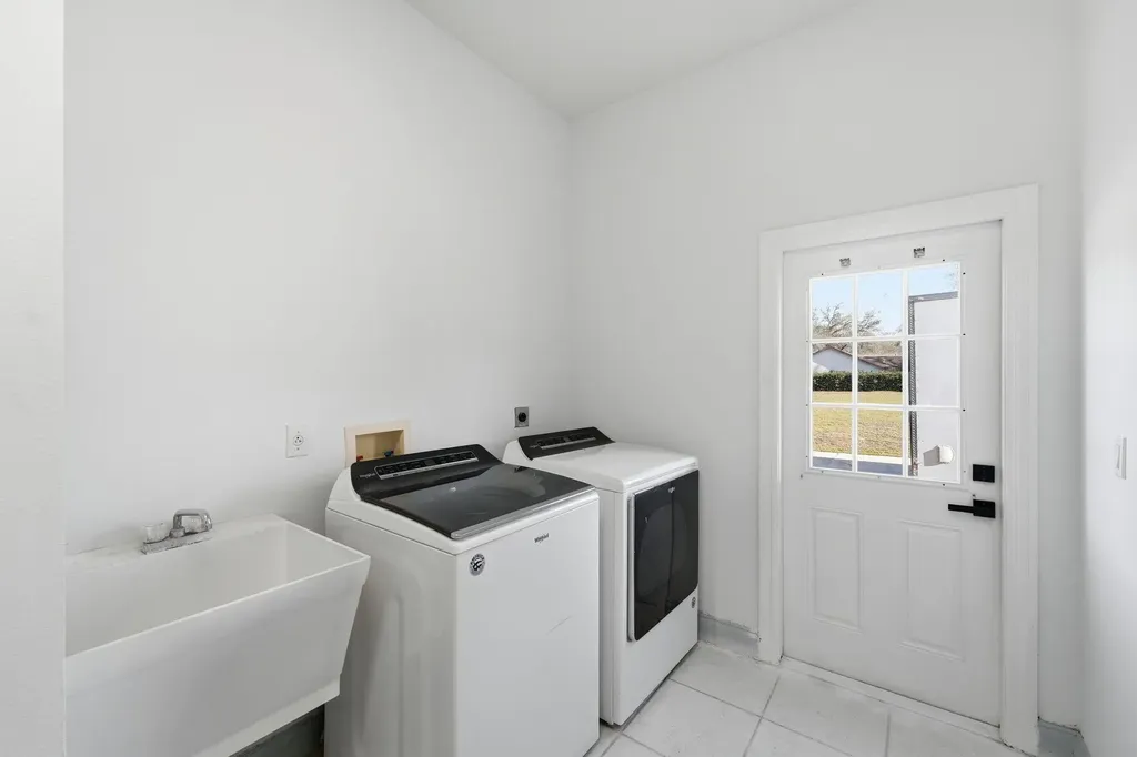 4873 NE 64th Avenue Silver Springs FL 34488