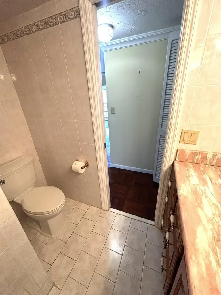 1537 E Hillsboro Boulevard Deerfield Beach FL 33441