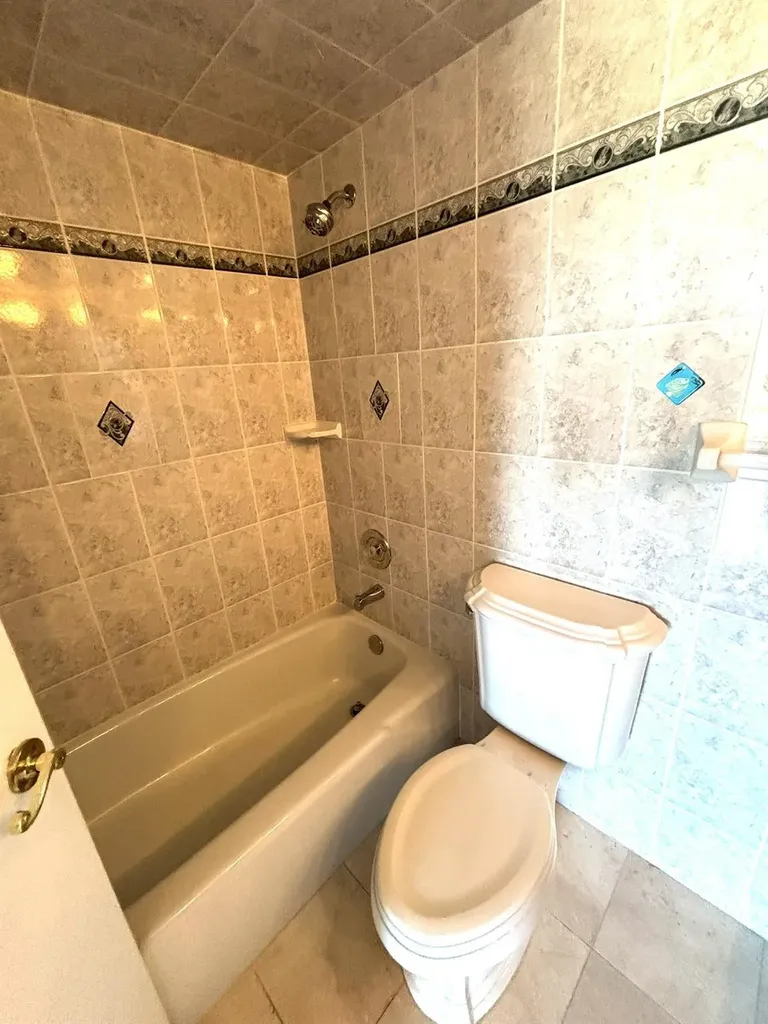 1537 E Hillsboro Boulevard Deerfield Beach FL 33441