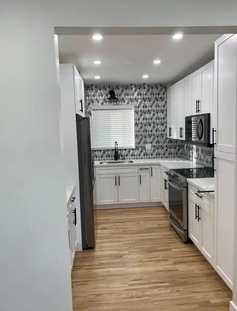 170 W 58 Street Hialeah FL 33012