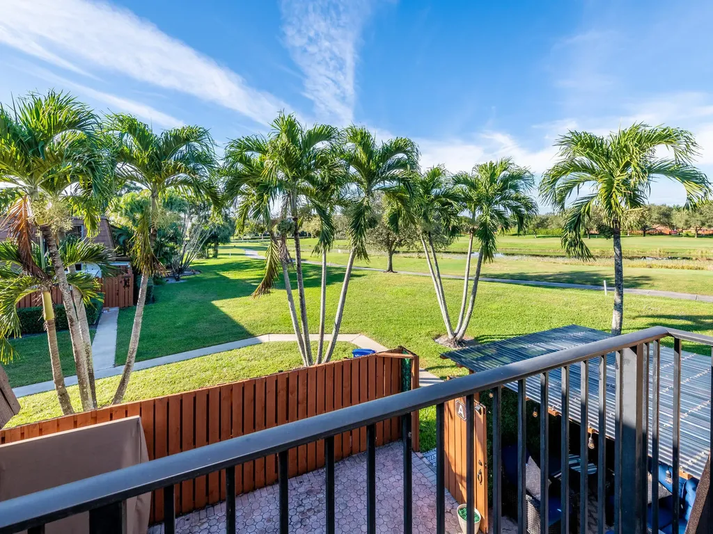 9131 SW 20th Place Davie FL 33324