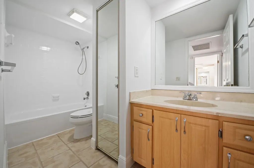 9131 SW 20th Place Davie FL 33324