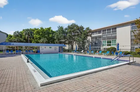 2102 Lucaya Bend Coconut Creek FL 33066