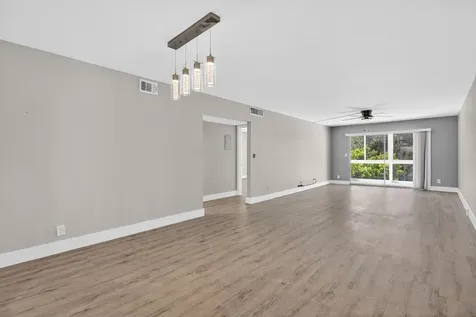 2102 Lucaya Bend Coconut Creek FL 33066