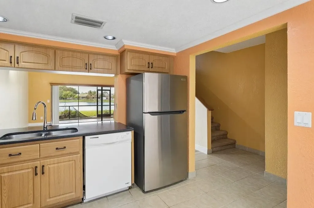 4759 NW 90th Avenue Sunrise FL 33351