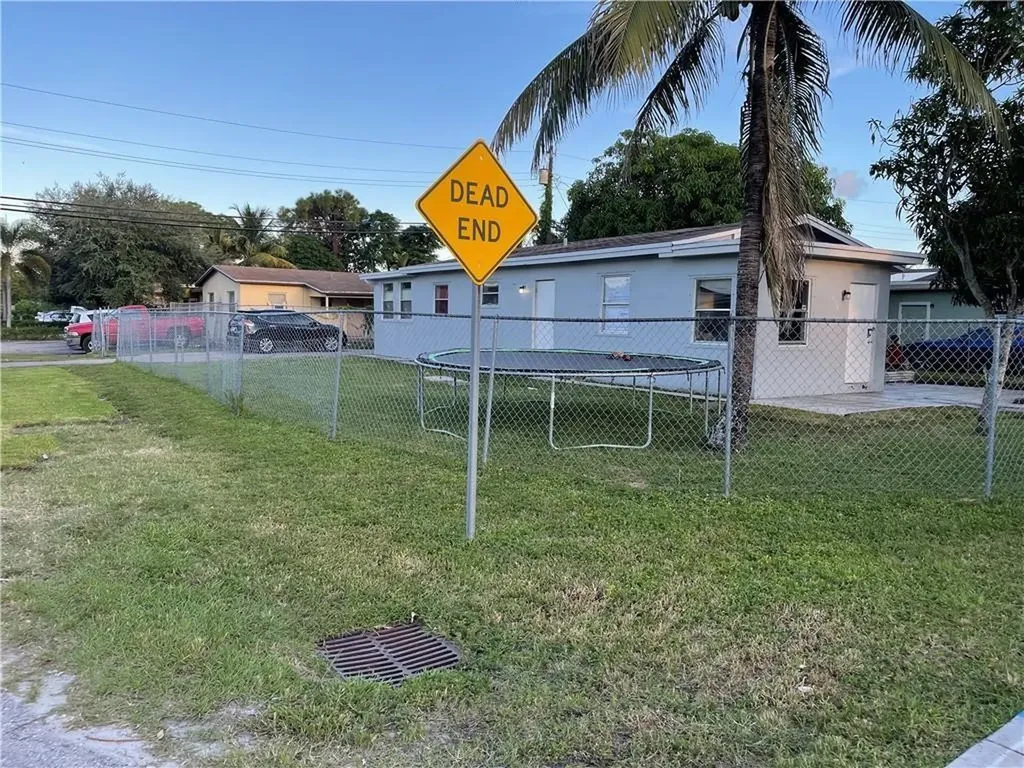 918 NW 24th Avenue Fort Lauderdale FL 33311
