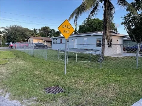 918 NW 24th Avenue Fort Lauderdale FL 33311