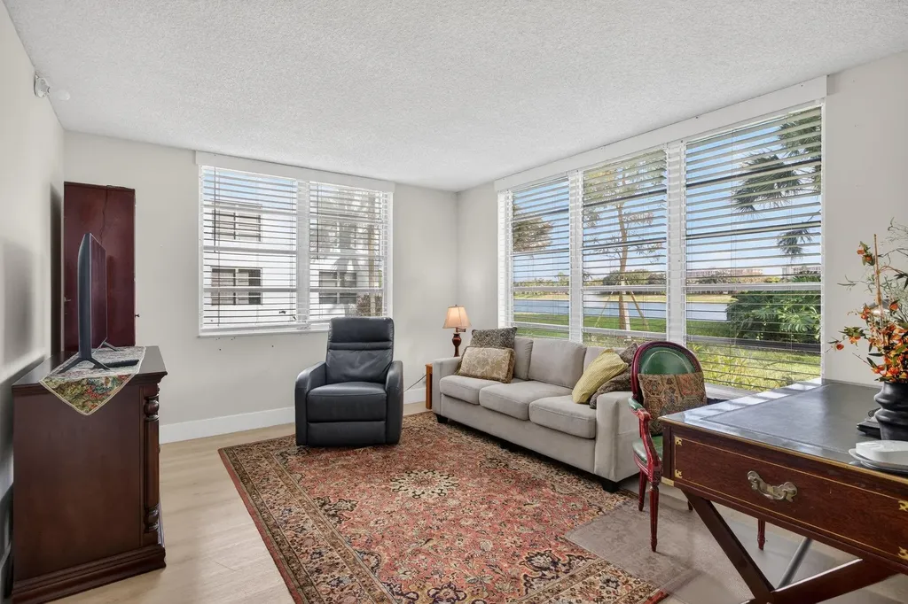 3200 N Course Lane Pompano Beach FL 33069