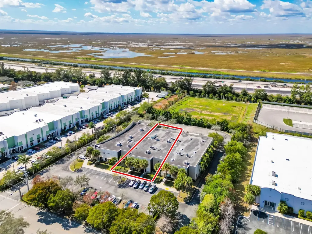 3902-3904 NW 126 Avenue Coral Springs FL 33065