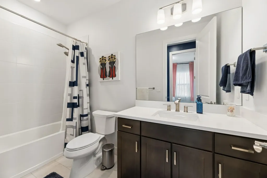 4482 Silverwood Lane Fort Lauderdale FL 33309