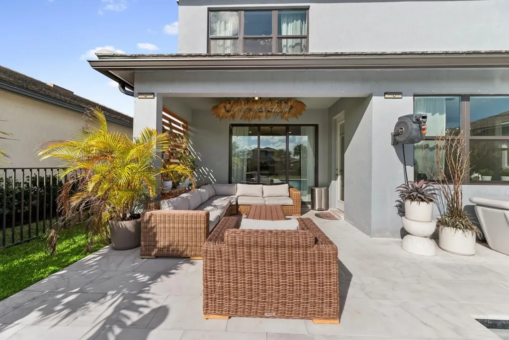 4482 Silverwood Lane Fort Lauderdale FL 33309