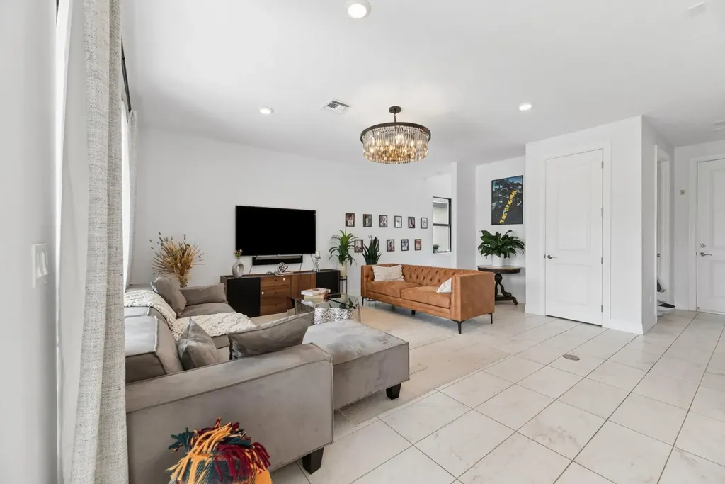 4482 Silverwood Lane Fort Lauderdale FL 33309