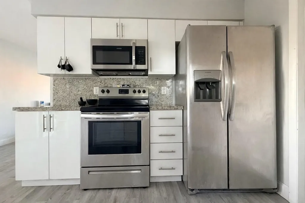2950 NW 20th Street Fort Lauderdale FL 33311