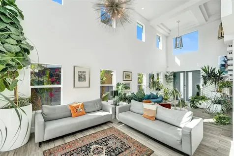 2502 NE 6th Avenue Wilton Manors FL 33305