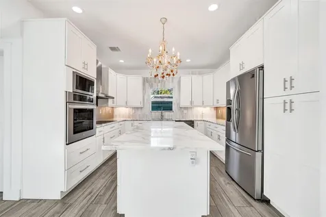 2502 NE 6th Avenue Wilton Manors FL 33305