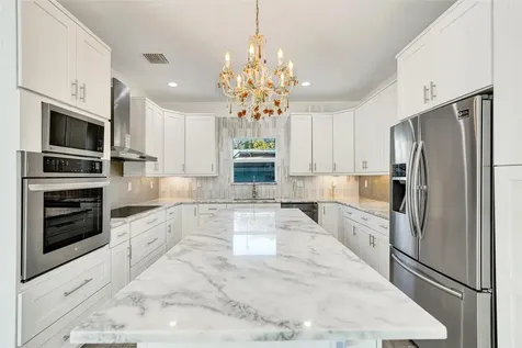 2502 NE 6th Avenue Wilton Manors FL 33305