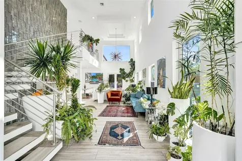 2502 NE 6th Avenue Wilton Manors FL 33305