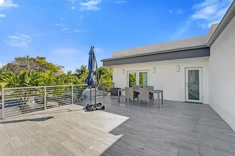 2502 NE 6th Avenue Wilton Manors FL 33305